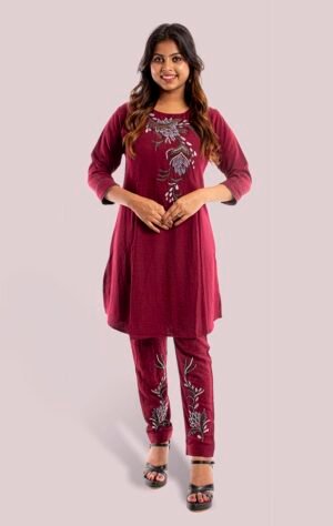 White muslin kurti with pant FS14